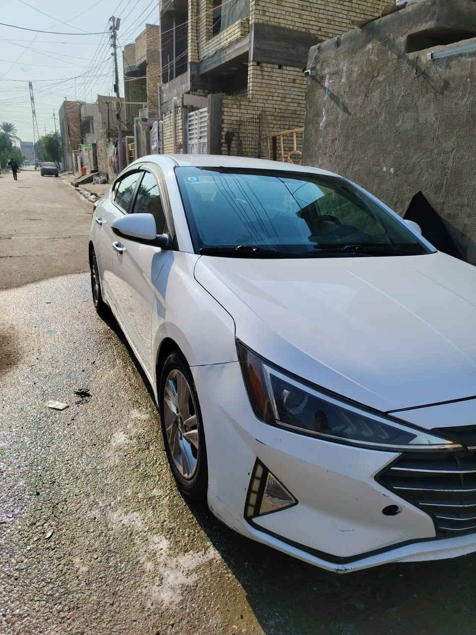 السلام عليكم الانترا ٢٠١٩ مكينه ٢٠٠٠
كير ايتي ماشيه ٦٨  معروفه مواصفاتها وحادثه موضح بل منشور وسونار هم بل منشورر السعر ١٣٠ وبيها مجال 
الاستفسار ***********
