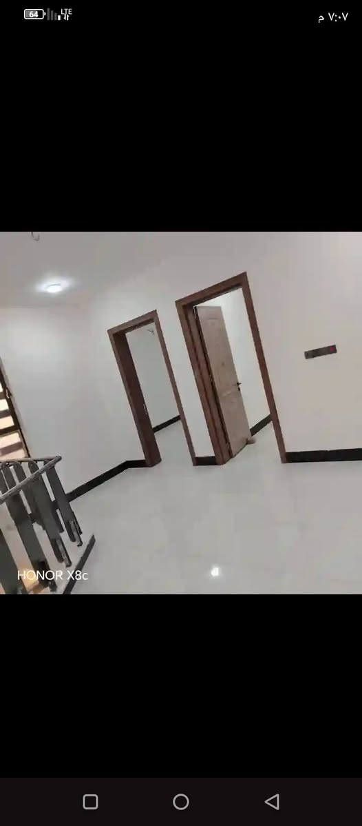 🏡دار للبيع🏡
المساحة: 150 متر مربع

✅ #طابو_زراعي_سند_25_أقرار_محكمه

السعر: 127 مليون  (مع المجال)

الموقع: النجف شارع الصب عمود 260 #ألخط_ألاول

مواصفات البناء:

3غرف نوم وصاله ومطبخ واستقبال حمامات داخليه وخارجيه وكراج 

بناء مرتب (أساس + سقف كونكريت + طابوك)

أرضية بورسلين أبو الـ 60

الخدمات:#بعد_عن_سوق_100م

ماء كهرباء مدارس سوق تبليط مولد

للاستفسار والاتصال:

***********
