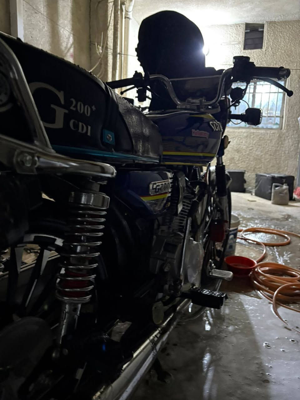 سلام عليكم شباب دراجه ايراني موديل ٢٥ لدراجه جديده بمعنى لكلمه مكينه خير من الله لاتبخير لاتنقيص ماشيه 2000  شاشه شغاله لايت عالي ناصي اشاير شىعه معدل مفوله الله شاهد مداريهه كلش شتغل بيهه سبوع دلفري وعفته رايدهه ب٨٠٠ وبيهه مجال وكلشي اكو بسوك مكاني بغداد الدوره ***********
