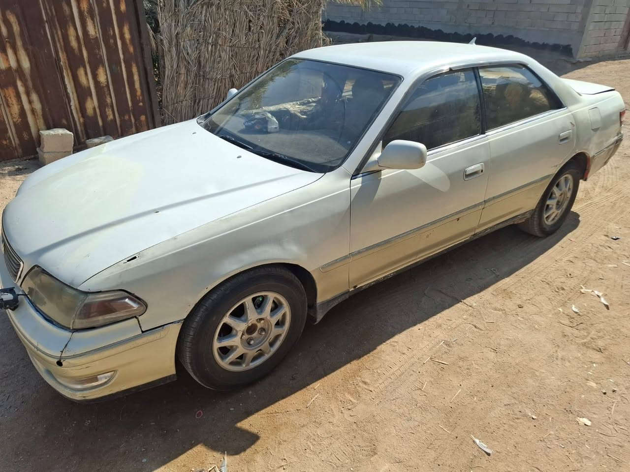 السلام عليكم/ مكلف بالنشر
مارك شاهينه موديل 1996 سياره جاهزه مكينه جديده كير جديده  كهربائيات تبريد شغال كصه جنطه سنويه بسمي تحويل ثاني يوم. 
العنوان البصره معمل الورق السعر 33 وبي مجال
للاستفسار الاتصال على الرقم ***********
