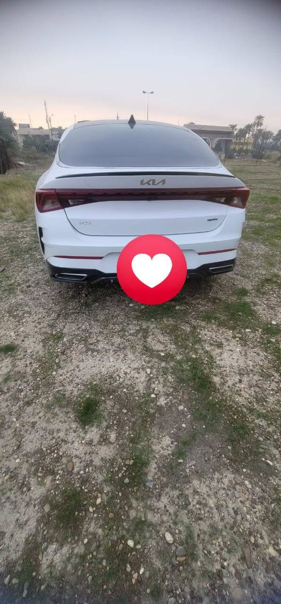 كيا كي فايف ٢٠٢٣ جتي لاين رقم بغداد سعر ١٧٠ وبيه مجال لاستفسار وصور الحادث على واتساب ***********
