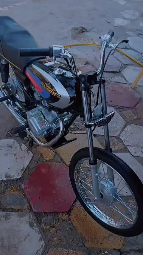 ماطور للبيع تعمير 26اوراق اصولي تعمير كله اصلي محرك سيجي نامه شاصي 14ماطور ماعيزز سعر 900بيه مجال قليل هذ رقمي موجود ***********
