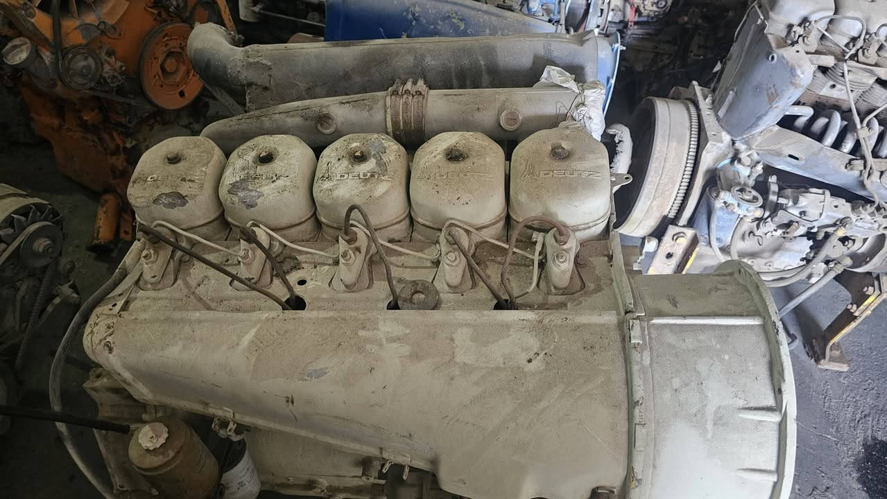 البيع محركات دويز العنوان بصره ***********عدنان
*********** حسين
