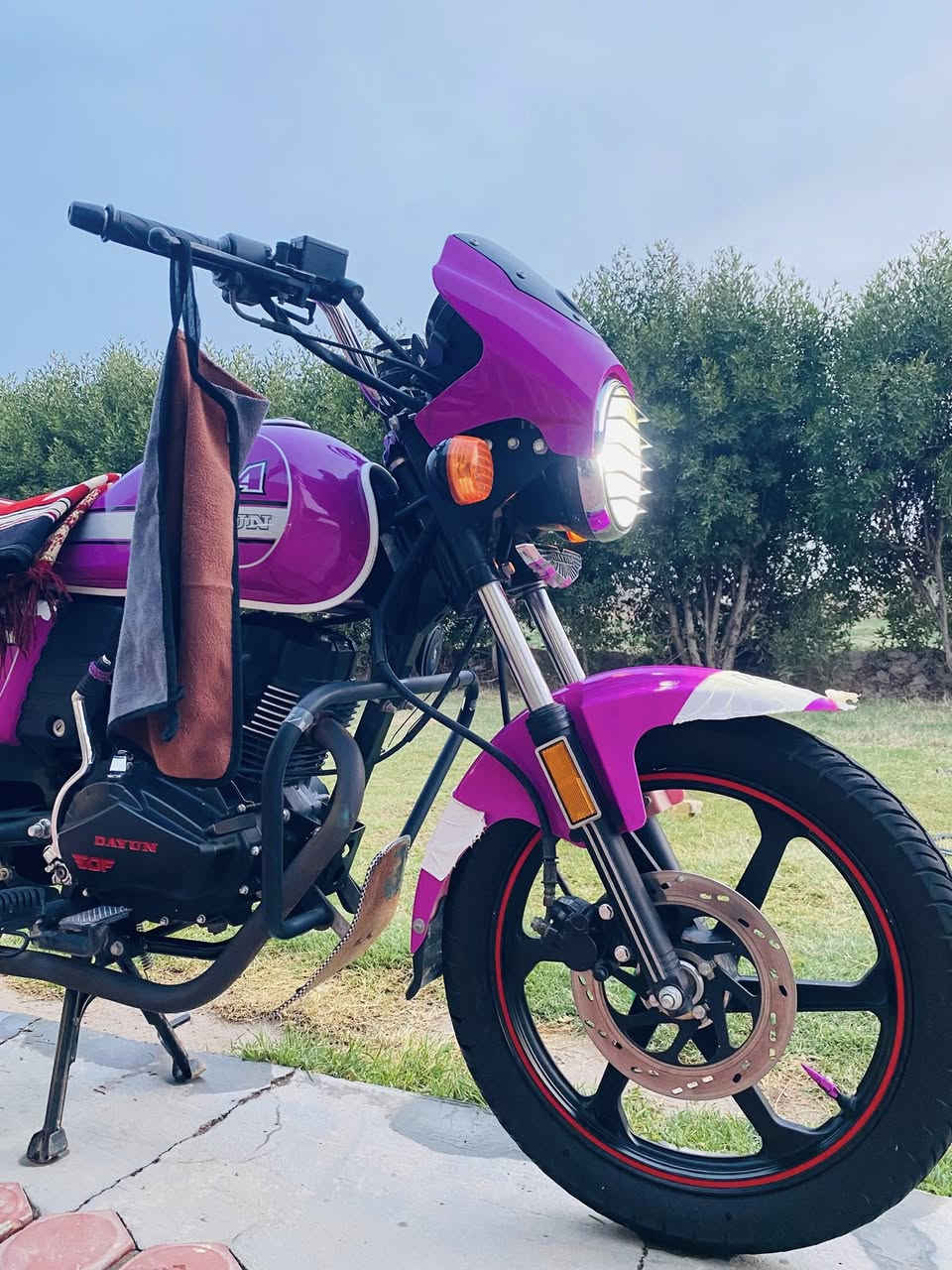 السلام عليكم للبيع دايون موديل2023دخول2025اوراق سكنر كفاله عامه حته من البنجر للاستفسار***********
