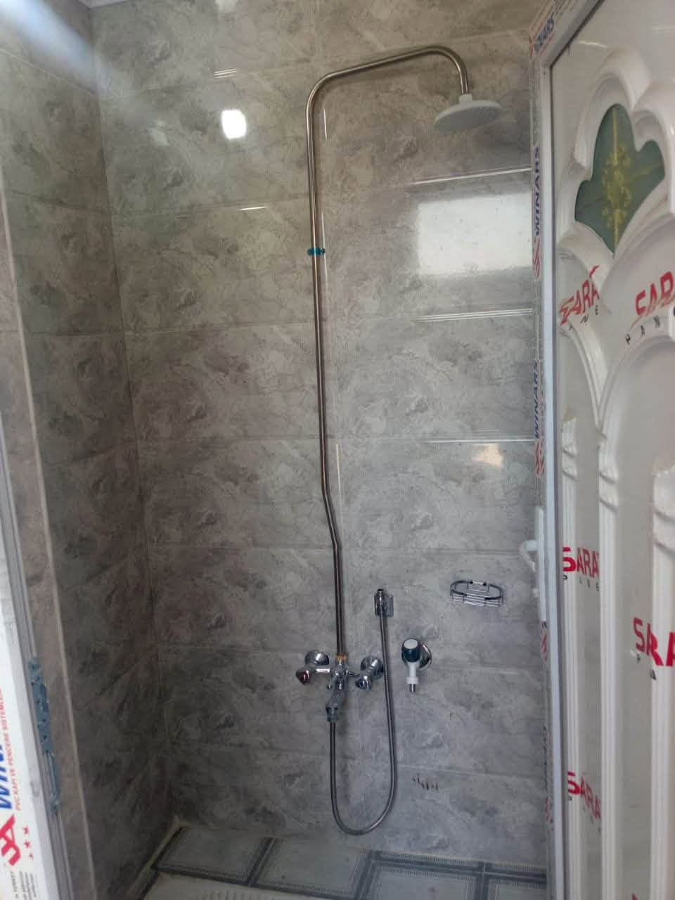 دار للأيجار بناء حديث مامسكون ١٠٠ متر حي السلام ال بو فارس


**إذا كنت صاحب هذا الإعلان وتريد حذفه لأي سبب، رجاءا أرسل رسالة إلى الدعم الفني**