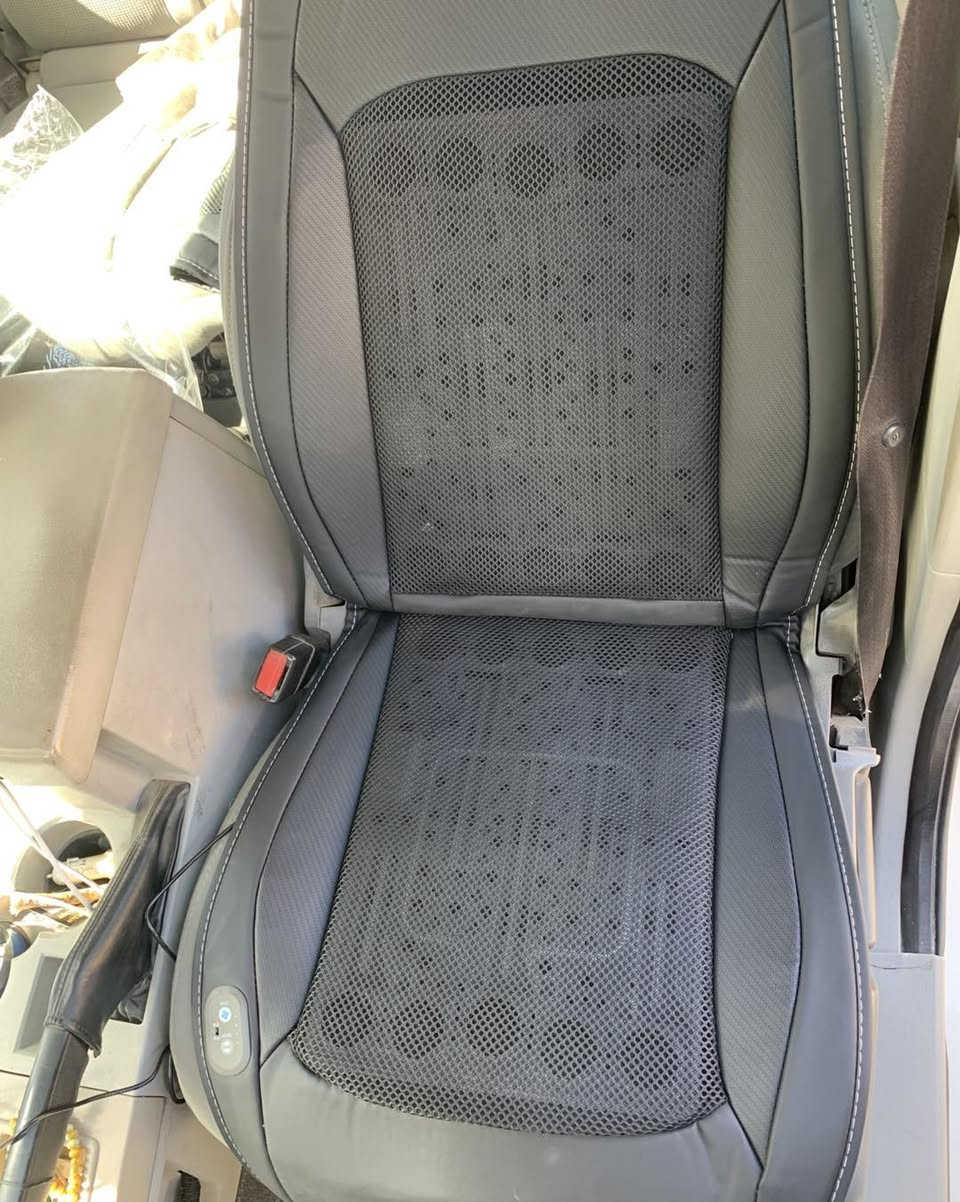 السلام عليكم 
يتوفر غطاء كشن سيارة مكيف مع مساج
12 مروحة 
السعر 60 الف
للمراسلة والتوصيل واتساب
0771 365 8670
