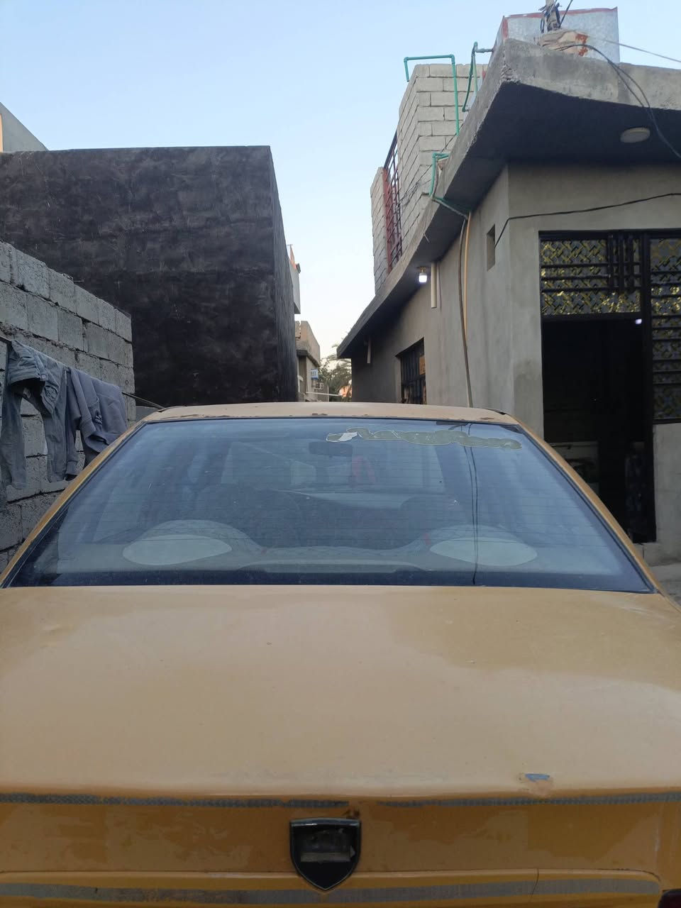 سمند موديل 2010 جير مكينه سياره شغاله كل شيء ما بيها صاحبها موجود شرط التحويل سعرها 17 ورقه الشراي يتصل مكانها ديال الخالص‏‪***********‬‏
