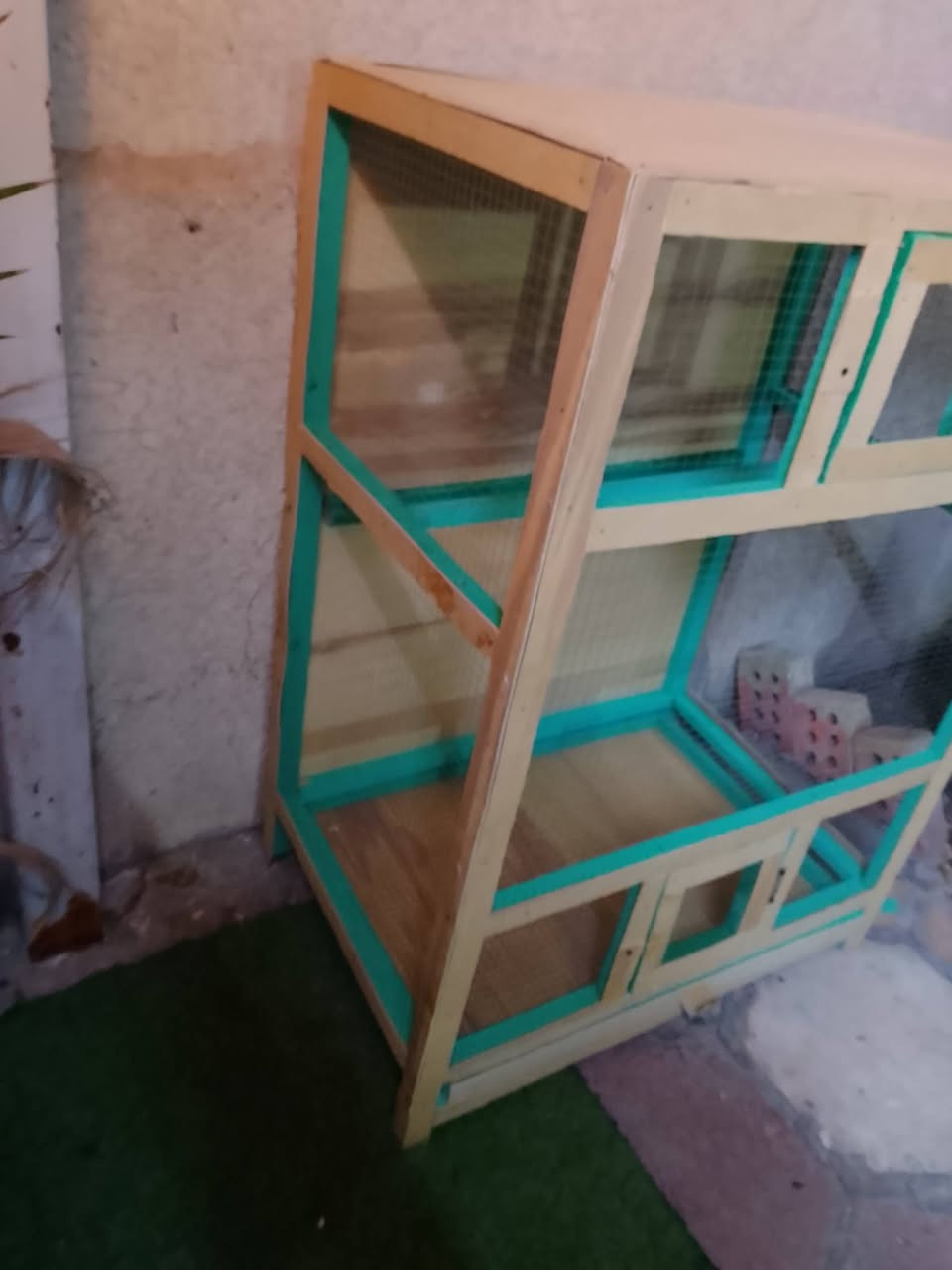 السلام عليكم قفص بعده جديد غير مستخدم ارتفاع 110 عرض 80 نزال 55 السعر 40 وبي مجال  بسيط الشراي رقم *********** بي وتساب عنوان بغداد البياع المعالف
