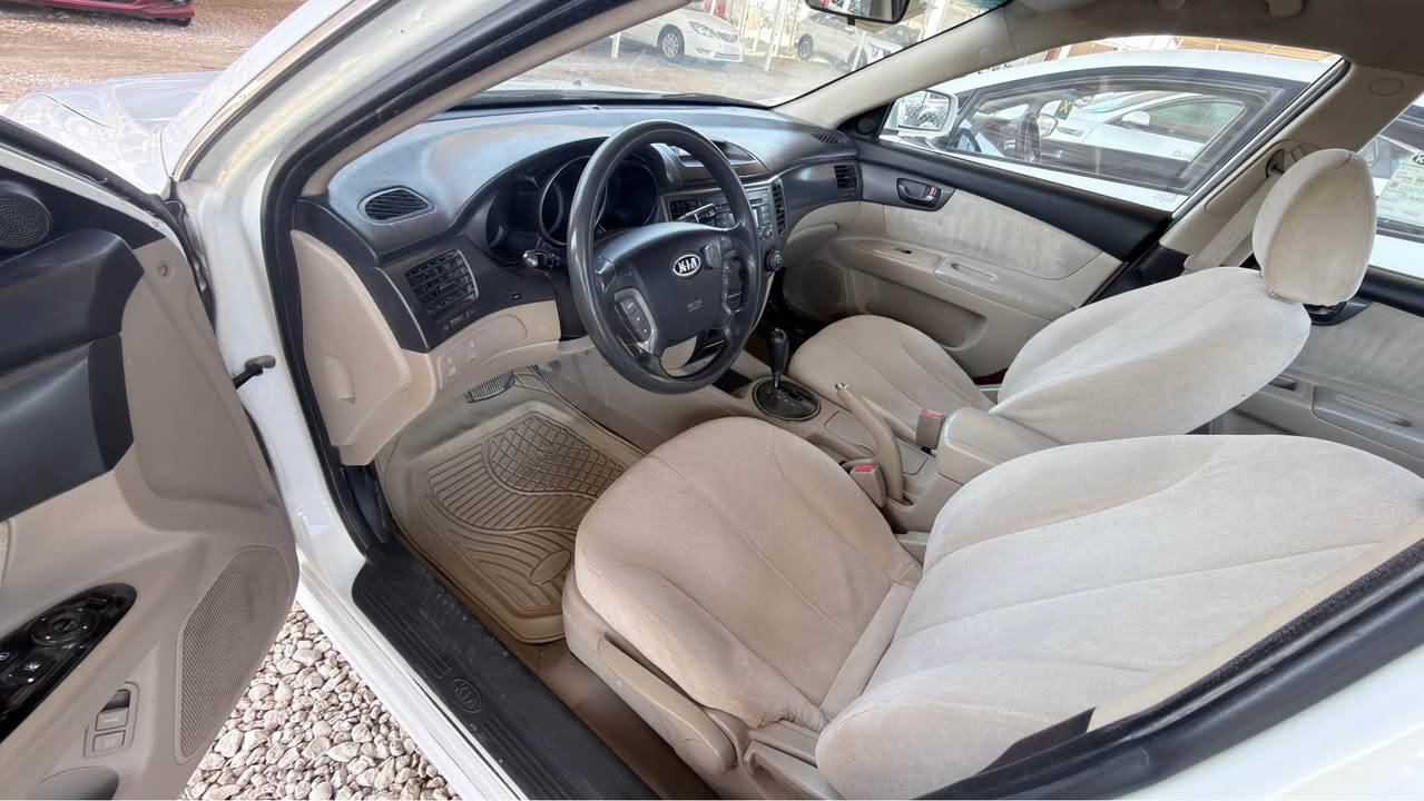 كيا اوبتما (المقدس ) 

2009 
خليجي لون ابيض ناصع 

كير  مكينه على وضع الشركه كفاله 💯

تخم تاير جديد💯

هزه جديده سنويه جديده لل30  بأسم صاحبي تريد تحويل او وكاله 

5 ويل كب اشاره بل مري تحكم ستيرن ماشيه 218K حقيقي💯 

سياره بيه جاملغ مصبوغ وربع البنيد فقط  ملاون وشويه باردات على شوف العين بدون دواخل بدون شاصي بدون ارباك 
باقي كفاله
 
الديوانيه مركز
السعر 117 وبيه مجال 

*********** ديوانية, القادسية
