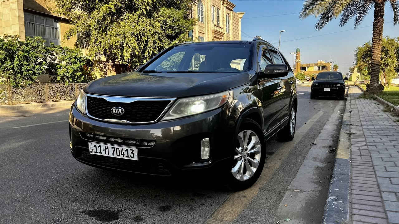 السلام عليكم
سورنتو للبيع موديل 2015 فول ex v6
وارد امريكي حادثها دعاميه اماميه والبنيد مرشوش كلير بامريكا بدون ضرر وبدون ايرباك الحادث موضح بالصور 
المواصفات 
* تحكم ستيرن 
* تدفئة وتبريد كشنات امامية 
* شاشة جبيره 
* فور ويل 
* بنوراما 
* مري شفط 
* حساس نقطه عمياء بالمري 
* مري قلاب ويه البك 
* اشاير بل مري 
* ترحيب بيبان 
* كامره خلفية 
* سبعه راكب 
* بردات خلفيه 
* كشنات الاماميه تحكم كهرباء وخزن ميموري 
* 3 وضعيات القياده 
ممشه السيارة 114 الف ميل 
السعر 152 وبيها مجال 
الرقم ***********

