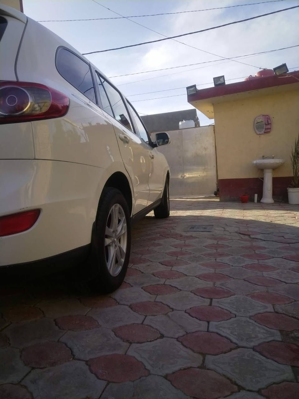 سلام عليكم سنتافي ٢٠١١ فول بصمه محرك ٦ خليجي 7راكب ٣ قطع تبريد  السعر 150 بيهه مجال العنوان النجف الإشرف
***********
