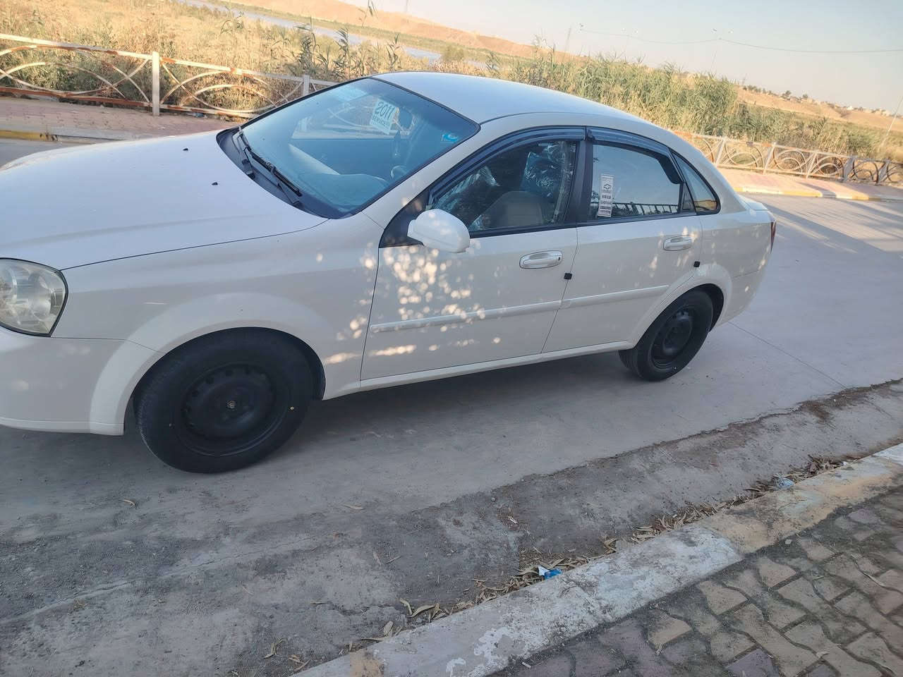 اوبترا موديل 11 رقم نينوى
 سنويه بسمي 
كير محرك كصا 
طخم امامي خلفي مبدل جديد 
مشط ستيرن مبدل جديد تبريد ثلج مسويلو ادامه كاملا 
 باتري جديد
 سياره ماناقصها برغي
 ومايعوزها مصرف الف دينار
 بيها جاملق بي طخه خفيفه وصار بي صبق وعجون 
وبيها نص باب صبق ومعجون 
وبيها تقليم كلشي ذاكر بالمنشور يعني مو تخابرني تكلي شبيها مابيها 
السعر 85 وببها مجال 
 ترهم مراوس انترا سيراتو
***********

