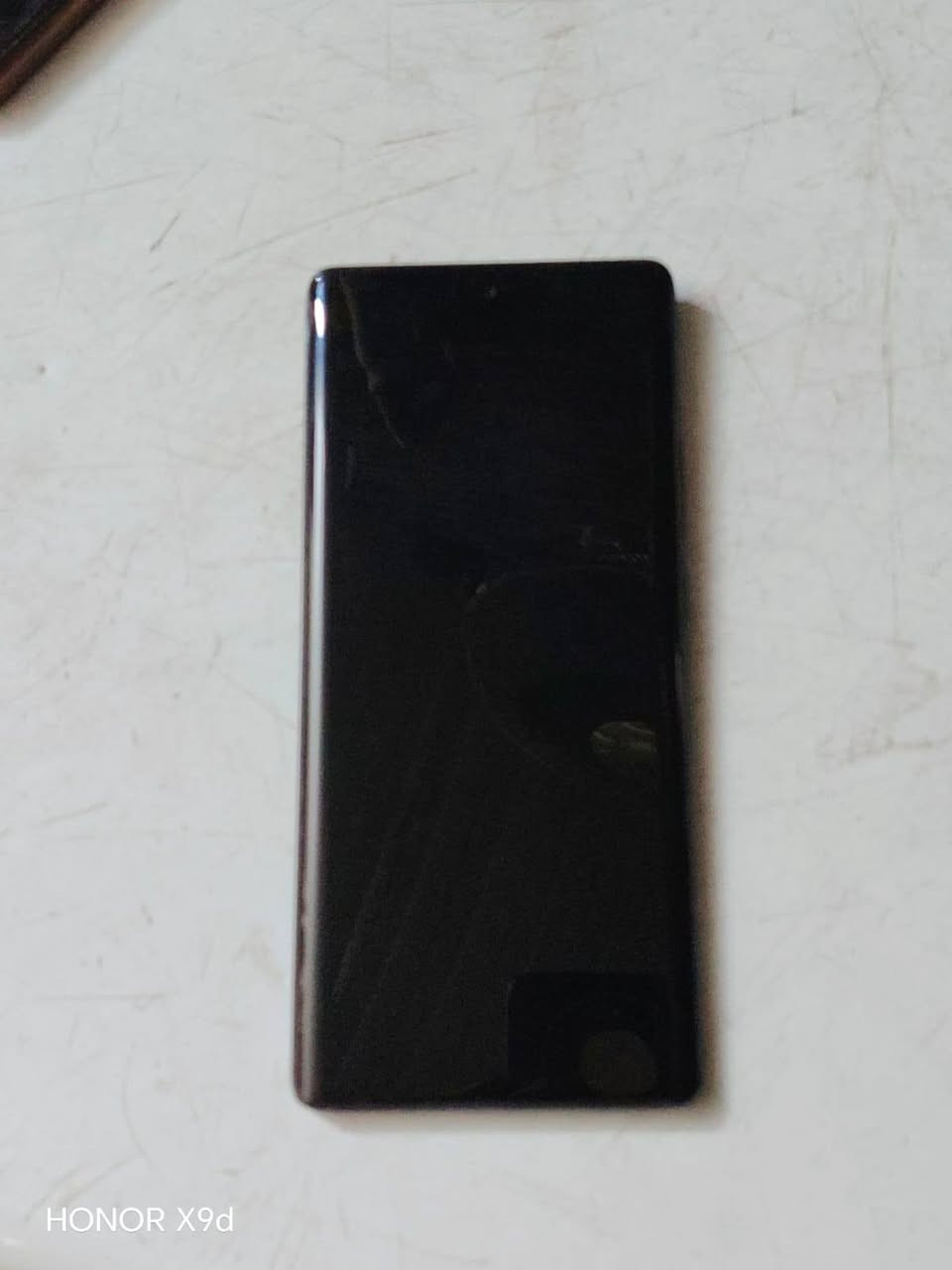 السلام عليكم شباب عندي موبايل للبيع ه‍وت 50 برو بلاص      انفنكس  السعر المطلوب  175 وبي مجال  مكاني بغداد شارع  الجزيره الرقم  ***********
