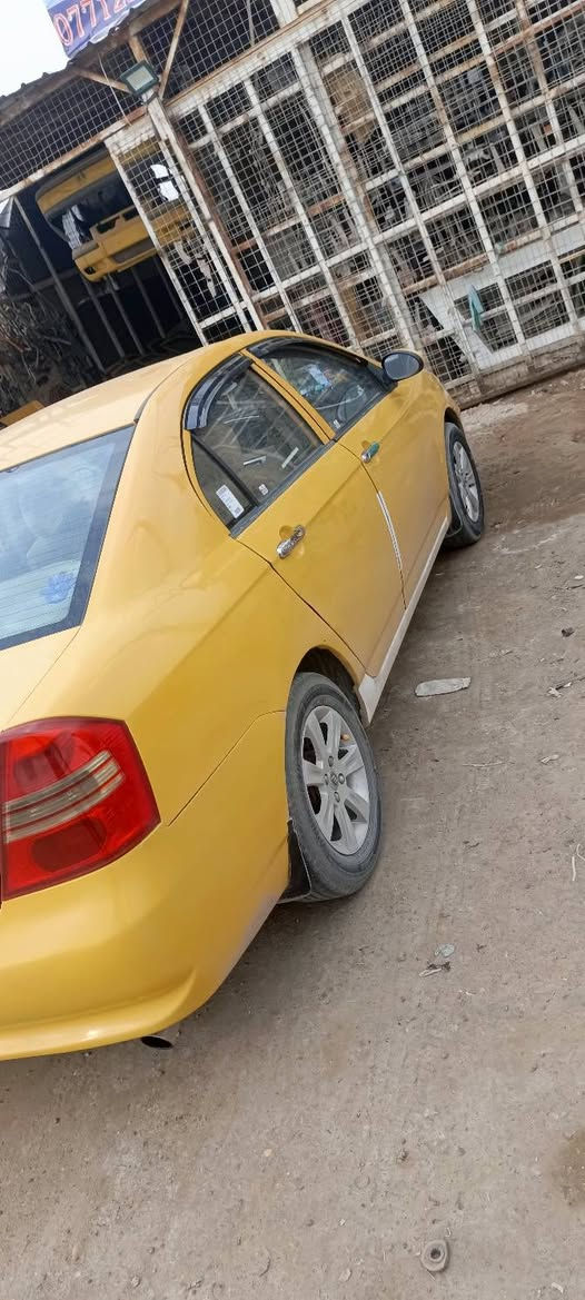 سياره نيفان 2011 فول سعر 50 وبيها مجال مكان بغداد ***********
