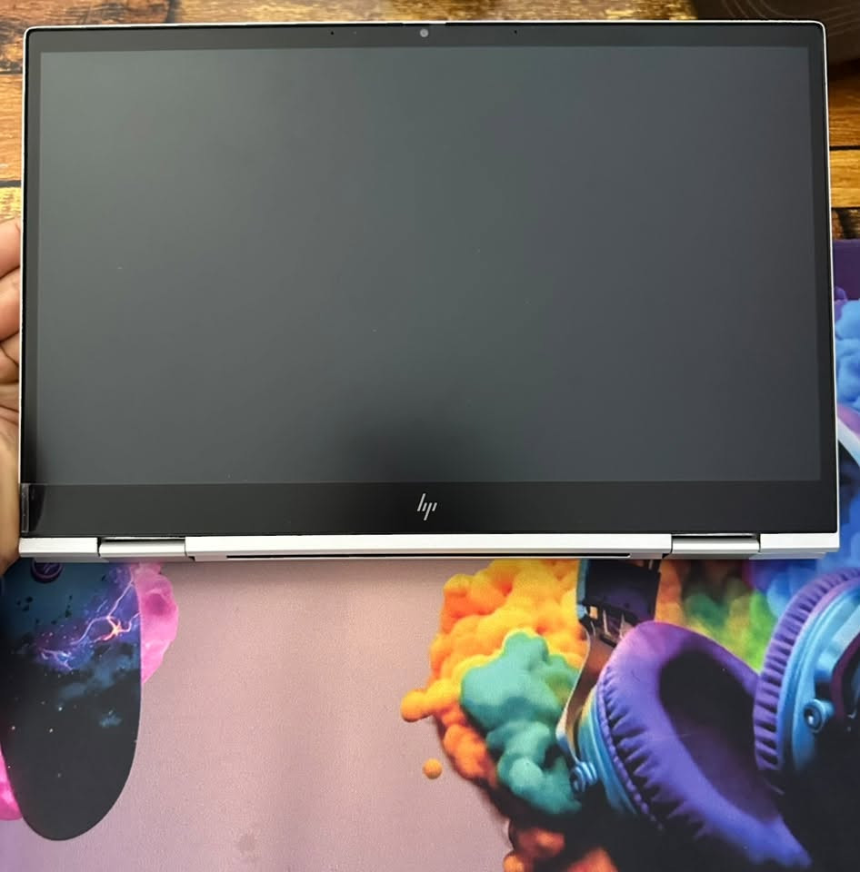💻 HP EliteBook x360 830 G7
⚡ معالج Intel Core i5 الجيل 10
🧠 RAM 8 GB لأداء سريع ومتعدد المهام
💾 SSD 256GB لتشغيل فائق السرعة
🖥️ شاشة لمس 13.3 إنش FHD
🔄 تصميم x360 قابل للدوران 360 درجة والعمل كحاسبة أو تابلت
وزنه خفيف جداً سهل الحمل مايتعب يعني مفيد للدراسه والتصاميم الهندسيه
اللابتوب بحاله نضيفه جداً بي فطر بسيط جداً ومامأثر ابد 
اني موضح عليه ب الصور 
الجهاز داخل صيانه مبدل بي فقط دگمة الباور 
جهاز نضيف جداً جداً 
السعر 450 مكاني كربلاء ويوجد توصيل جميع المحافضات 5 ألاف 
للمعلومه مثله ب الضبط دينباع ب 550 بس علمود الفطر اللي بي نزلت من سعره


**إذا كنت صاحب هذا الإعلان وتريد حذفه لأي سبب، رجاءا أرسل رسالة إلى الدعم الفني**