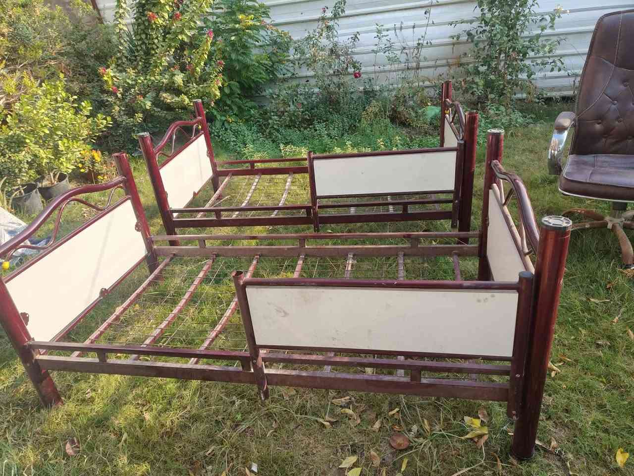 سلام عليكم ورحمة الله وبركاته
مكلف بالنشر
جرابي للبيع اثنين ترهم تفصلهن كل وحده وحد وترهم وحده فوك وحده سعرهن ثنينهن ٦٠ الف وهذا رقم صاحبهن ***********
