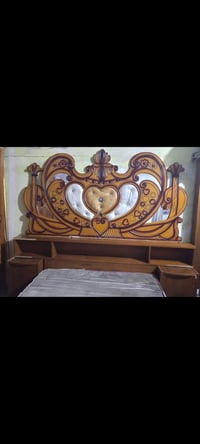 غرفة اخشاب عراقي مستعملة للبيع  الشراي يراسلني خاص او اتصال على الرقم ...