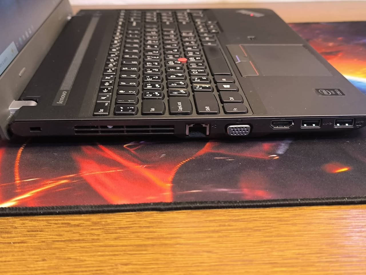 الكوراي سفن الخامس بXXX 🔥
لابتوب يجمع بين القوة والاناقه والسعر التنافسي ✨💫
Lenovo thinkpad E550

المعالج : core i3/i5/i7 الجيل الخامس 
كرت الشاشة: 4 كيكا انتل 

الرام: 8 كيكا سلاسة عالية 🏎

الهارد: 120 كيكا SSD قابل للزيادة 🗄

الشاشة: حجم كبير  15.6 انش دقة ممتازة 🖥

كاميرا أمامية 📷
كيبورد عربي انكليزي ✍
بطارية ممتازة تشغل من 2 إلى 5 ساعات 🔋
 اللابتوب يحتوي على كافة التطبيقات الأساسية ✨
تطبيقات الأوفيس مفعله ✨

مع هدايا
ماوس وماوس باد 🖱
جنطة لسهولة التنقل 💼
شاحن اصلي 🔌

الضمانات: 
ضمان فحص كامل قبل الاستلام والدفع 💳

ضمان اسبوع كامل 💯
.......................
اللابتوب ممتاز جدا للموظفين والطلاب ومثالي لاصحاب المكاتب والطابعات باستخدام الوورد والاكسل وممتاز لمشاهدة الأفلام واليوتيوب بجودة عالية وسلاسة فوق الخيال
.......................
يتوفر توصيل لجميع المحافظات 🚗

السعر:
i3: 169 الف
i5: 189 الف 
i7: 204 الف
يتوفر خصم للكميات 🌟
للاستفسار: ***********
@Abod1iq
