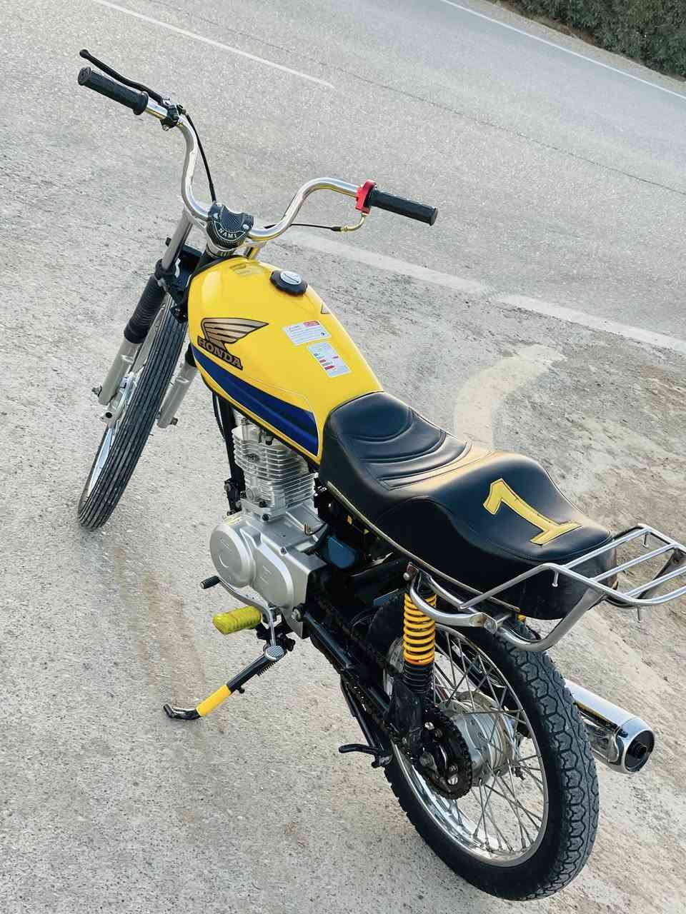 يا الله دراجة نامة شلامجة لبيع تعمير 2025 شاصي  2011اوراق اصولي المكان واسط ناحية الدبوني : ‭٠٧٨٢ ٣٠٤ ٩٤٦٤‬
