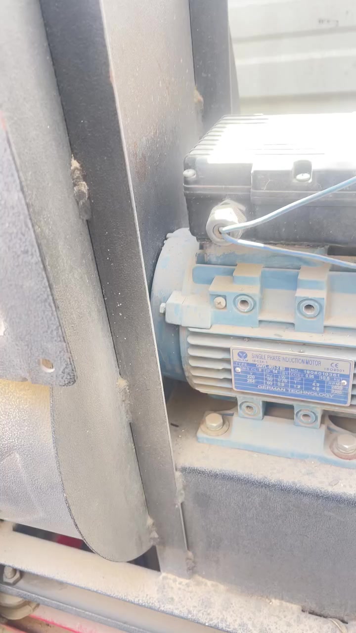 بلور للبيع واحد حصان كلش قوي  سعرة250 الف


**إذا كنت صاحب هذا الإعلان وتريد حذفه لأي سبب، رجاءا أرسل رسالة إلى الدعم الفني**