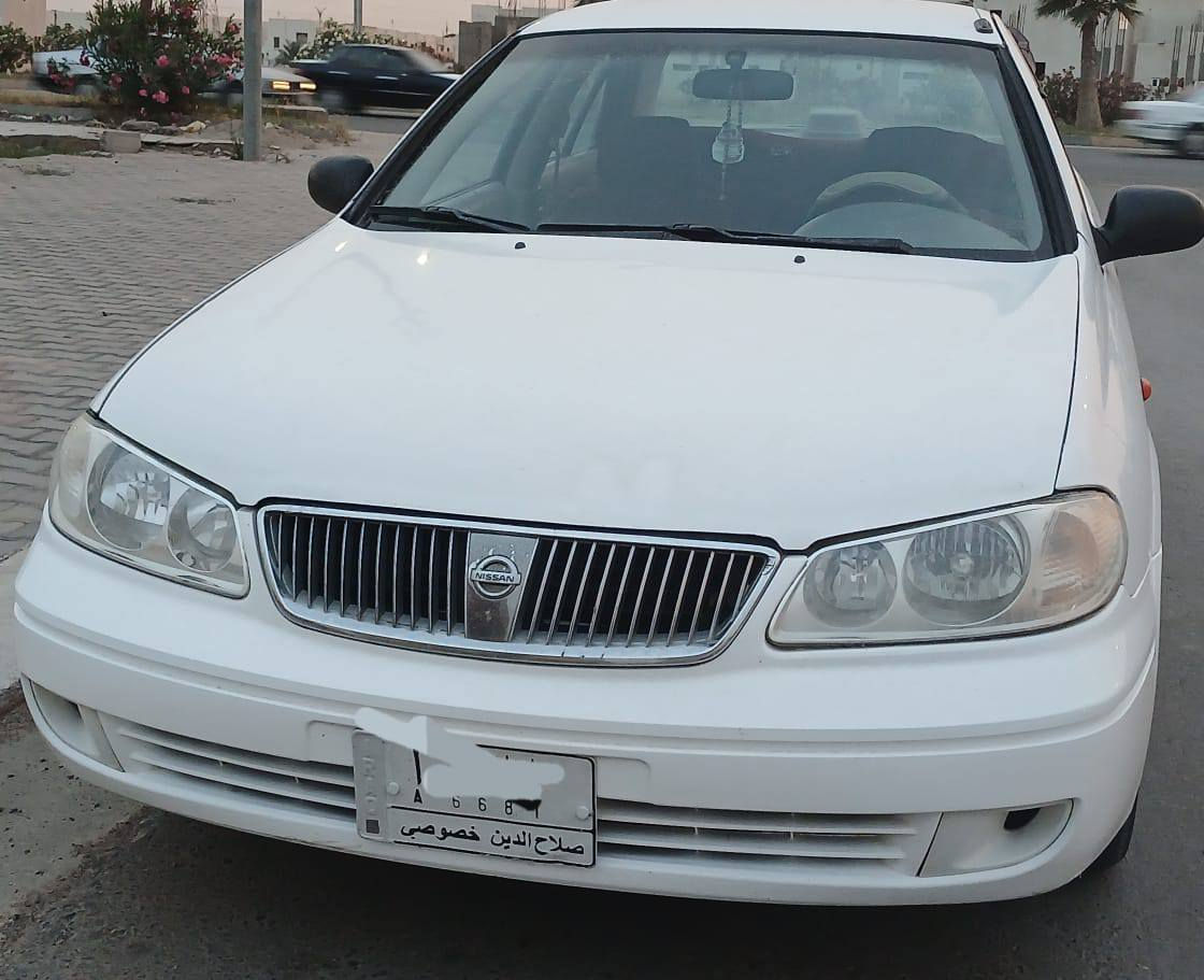 نيسان سني ياباني اصلي موديل 2009 رقم صلاح الدين بسمي كير محرك شرط تبريد ثلج بيها صبغ شبر وبيها كرت بسيط  بيع او مراوس حسب القناعة السعر 95  وبيها مجال مكان السيارة بيجي***********
