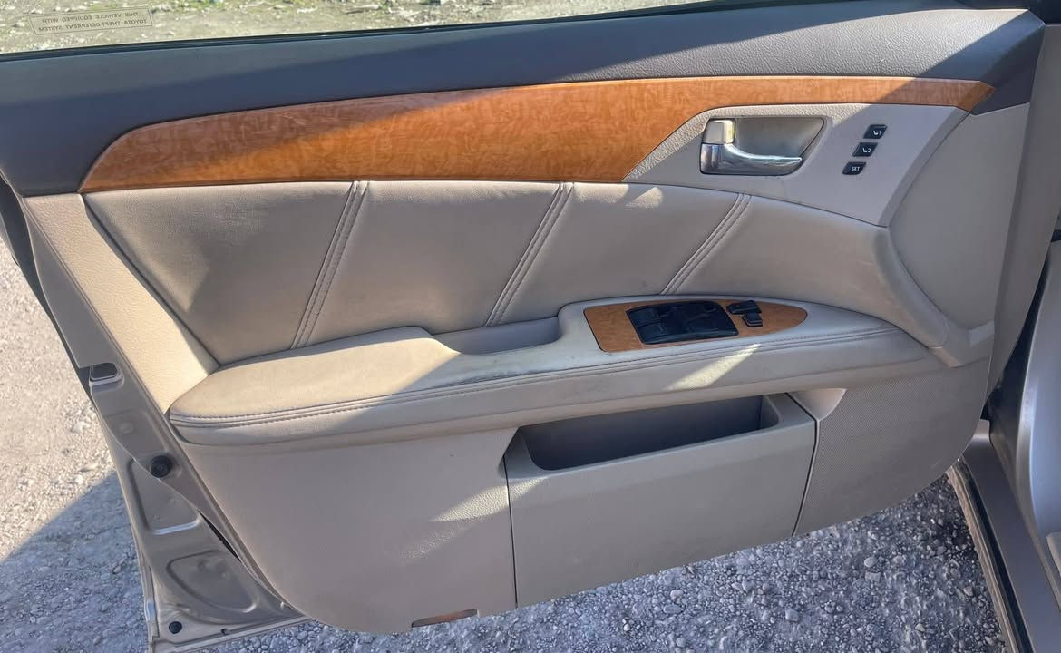 افيلون موديل 2006 خليجي ..رقم كركوك دولي بــ اسمي ..فول مواصفات6 بصمات ..سلايت..حساسات امامية وخلفية..بردة كهربائية..كشنات تبريد+تدفئة..قفل سرعة..
محرك شرط..صدر امامي خلفي بحالة ممتازة..طخم تاير جديد...السيارة مكفولة من الحادث والضرر كفالة عامة..فقط السقف والصندوق مرشوش اثر تقحيل وصورها قبل الصبغ موجودة...
السعر/110 وبه مجال قليل واذا مراوس هم يرهم 
للأستفسار:
***********
***********
