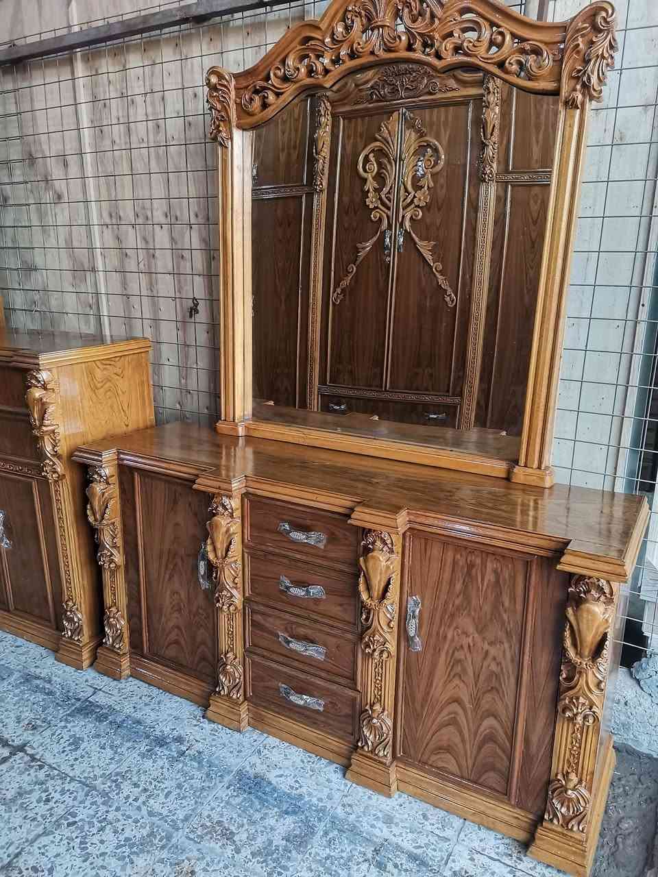 السلام عليكم
شغل عراقي فاخر درجه اولئ ثقيله جدآ جدآ شغل توصا
٦ وملحق داخل وخارج صاج الضهر جرجوبه استعمال شهر
النقش كله الغرفه زان مصري الزاويا بابين وملحق الدنك الغرفه كله زان مصري الثقيل من اجود انواع الزان المصري
الدوشمه السرير درجه اولئ للحجز والاستفسار علئ الرقم او واتساب *********** بغداد السيديه حي الاعلام شارع قطر الندئ
