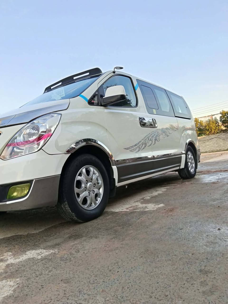 السلام عليكم ستارسس للبيع 20012بيهة بلصندوك بارد شويه وبلصفحه الثانية بارد بلربع والباقي كفاله عامه مكينه وكير كفاله لا تبخير ولا تنقيص السعر 160. وبيها مجال الاتصال. على هاذا. الرقم *********** العنوان ديالى
