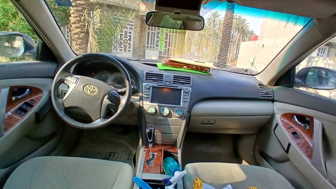 كامري 2009 خليجي فول
السيارة كلش نظيفة وجاهزة 
صبغ قليل في الجاملغ الامامي 
بابل السعر. 120 
***********
