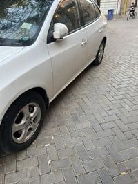 الانتره 2009البيع خليجي مكينه 1600 دكشن عالي بيها طعجات قليله مكينه كي...