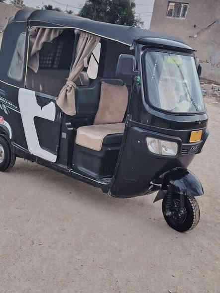 السلام عليكم
تكتك TVSموديل ٢٠٢٢ للبيع رقم وسنوية واسط 
ألسعر ٨مليون وبيهه مجال 
العنوان واسط قضاء الحي
رجائا المايشتري لايكسر حلال الناس
للأتصال ***********
