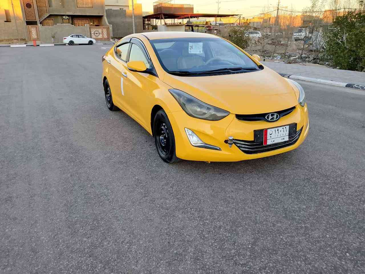 سعر 113 للبيع فقط النتره هونداي موديل 2015 وارد خليجي  سياره جاهزه وجديده تبريد شغال حداديه تخم تاير سياره مكفوله كفاله عما          المكينه 1600 دوش رقم بغداد مصفر هيه وغرامات مكان سياره كربلاء  المقدسه لل ستفسار ***********
