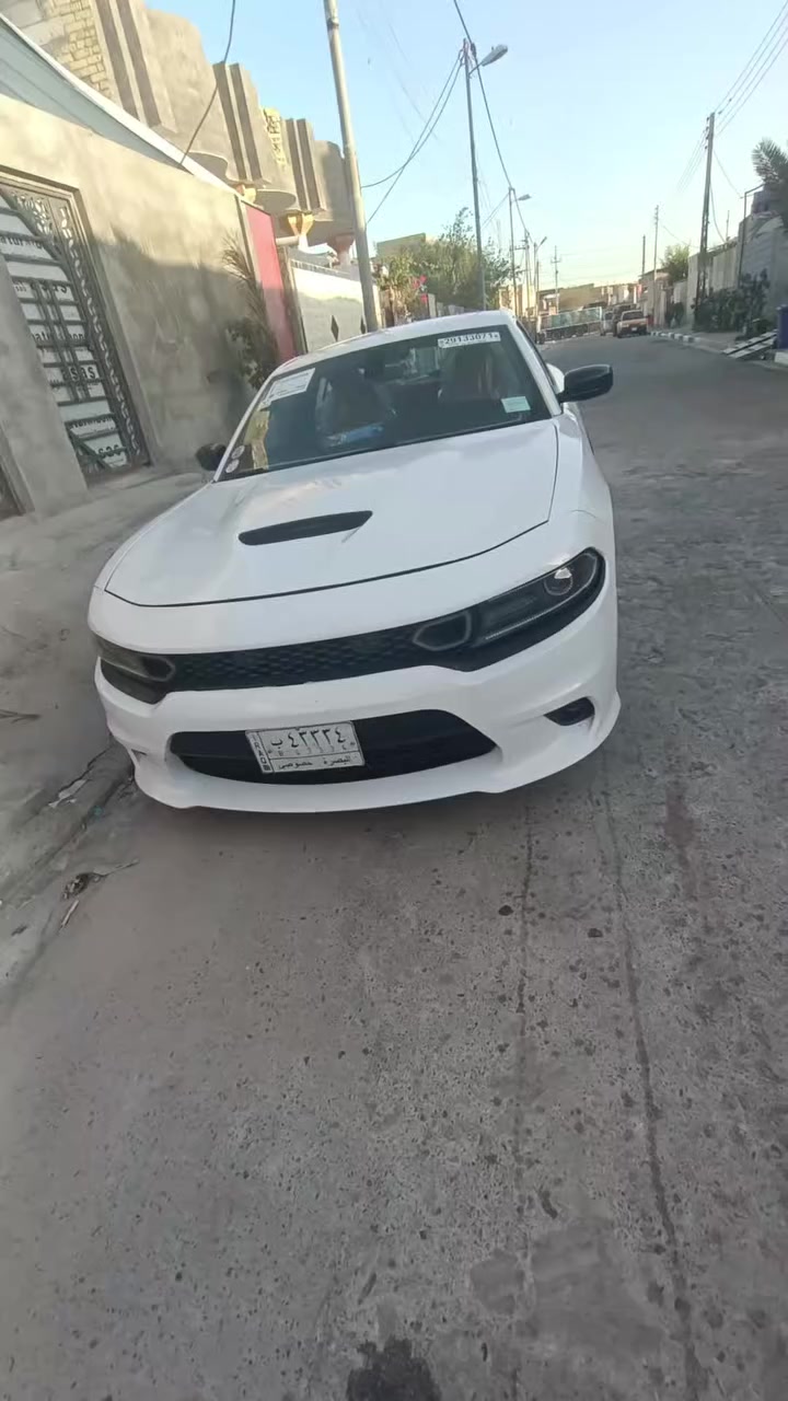 السلام عليكم جارجر مديل 19اصل بصره حره مداور ثاني يوم تبديل بنيد وجاملقات اماميه 2 بدون دواخل  ماشيه 145 مواصفات جلد شاشه جبيره بصمه تشغيل 🔛 عن بعد  ماكان سياره البصره قضاء الدير السعر 210 قفل رقم ***********
