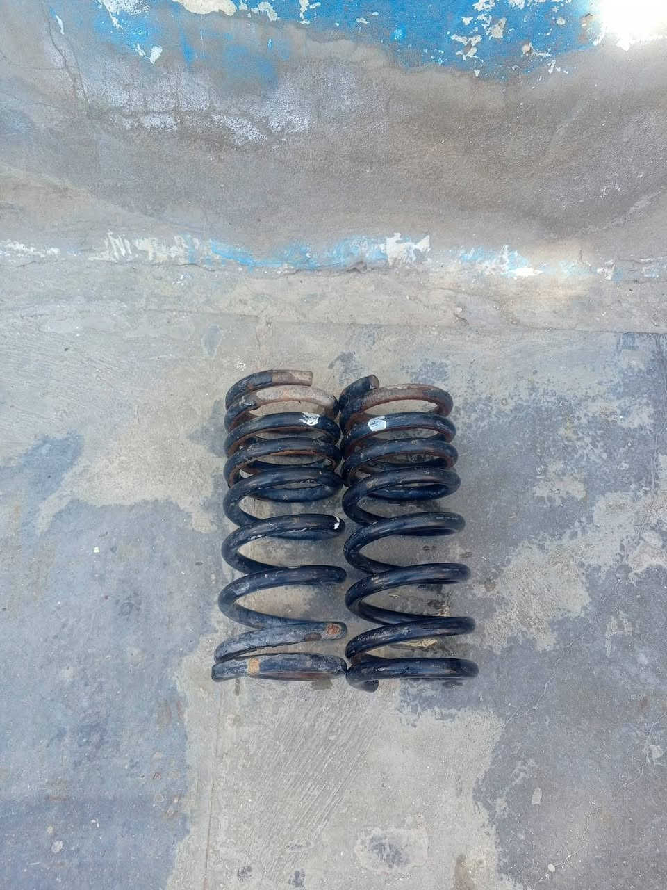 السلام عليكم لوي مال بريجو للبيع سعرهن مناسب مكاني بغداد ***********
