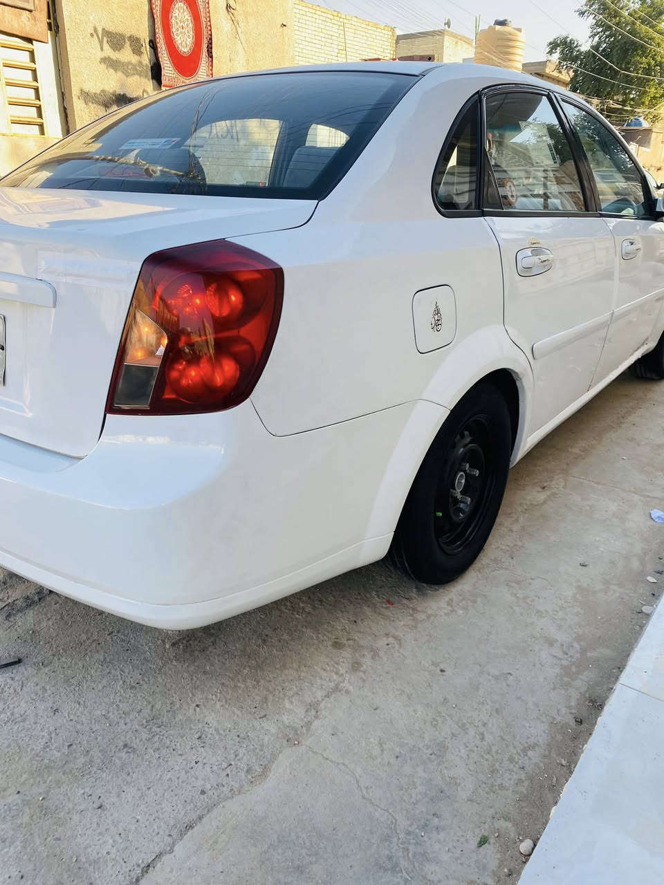 سلام عليكم وبتره موديل 2012سياره فقط مكاتبه ما تتحول سياره جاهزه مكينه كير حداديه جاهزه كير وتو سياره ادامه كامله عليهه جامه جديده سياره شغل وطلع السعر 47مكانهه بغداد 
***********
