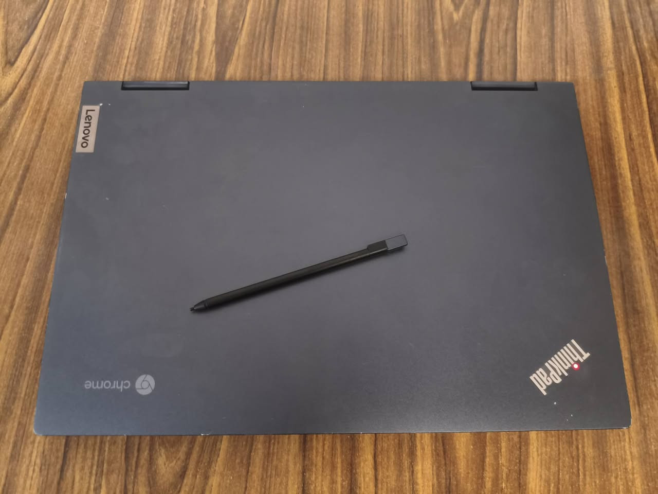 لابتوب لينوفو thinkpad
المعالج AMD Ryzen 5 3500C (سرعة 2.10 GHz)
الرام 8 GB DDR4
الهارد 128 GB SSD
كرت الشاشة AMD Radeon Vega Mobile Gfx
الشاشة تدعم اللمس (Touch Support) 60 Hz
قلاب 360 درجه يصير ايباد 
النضافه كدامكم واضحه 
مناسبة للدراسه والاستخدام المكتبي الاكسل وغيرها..
السعر 250 الف
المكان بغداد السريدات 
التواصل واتساب او خاص ***********
