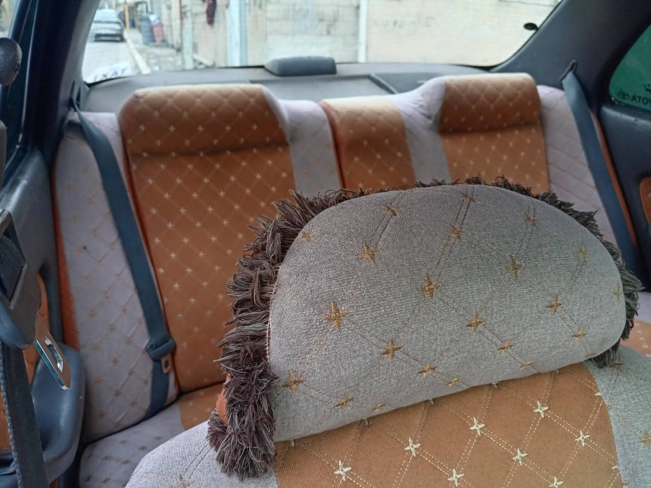 السلام عليكم
كامري موديل 94
سارة تخم تاير وفتحة
ونقصهة مشط استيرن
وتبريد غاز فقط
السيارة جاهزة كامل مواصفات
تخبل وبأسمي
عنواني بغداد حي الجهاد
السعر $45 بيهاا مجال بصيط للشراي وبي خير ويدلل
للاستفسار *********** رقمي
