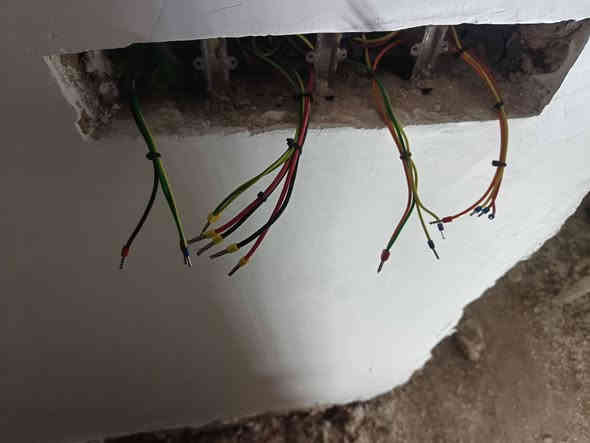 كادر متكامل خلفات وعمال مع وسيله نقل العمل داخل بغداد فقط
تاسيسات كهربائيه عامه صيانه الاعطال الكهربائيه قرائه وتنفيذ المخططات الهندسيه  تسليك تقفيل فتنك حفر نزالات كافه الاعمال الكهربائيه  للتواصل
***********
***********
