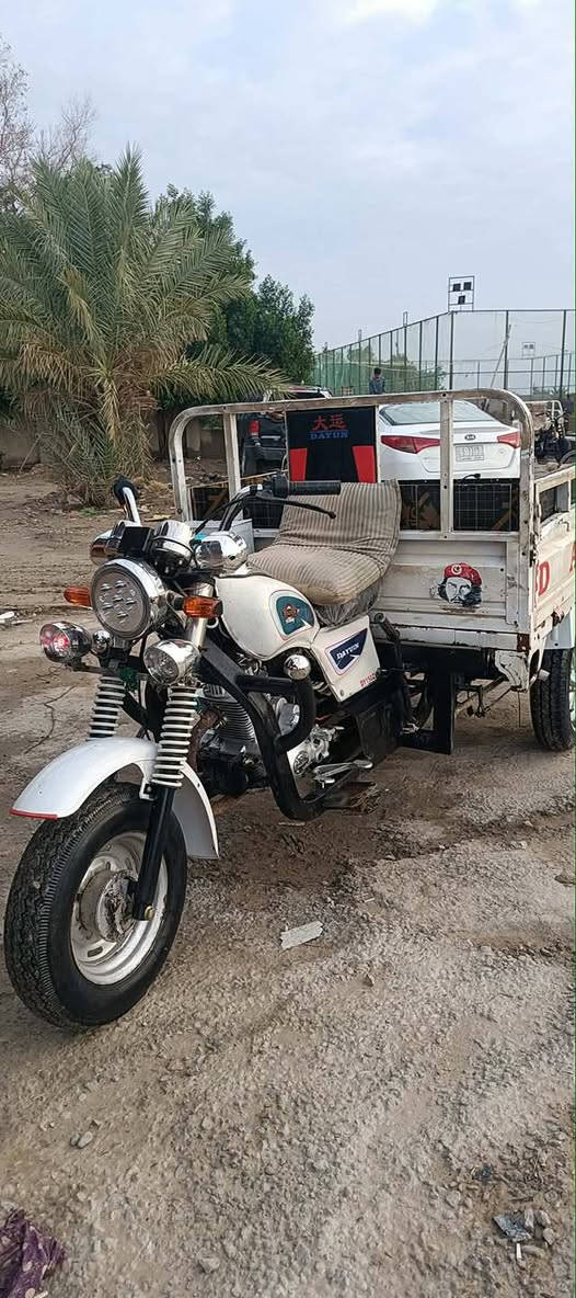 السلام عليكم ستوته للبيع موديل 12 البدي 14 محرك دايون لاصلي 25 تواير ابو الخطه ماتذب عليه ربع ترايك وين ماجان  المكان قضاء الدوايه هذا رقمي وبيك خير وتدلل ***********
