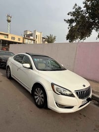 كادينزا • ٢٠١١ • ٦ سلندر ٣٥٠٠