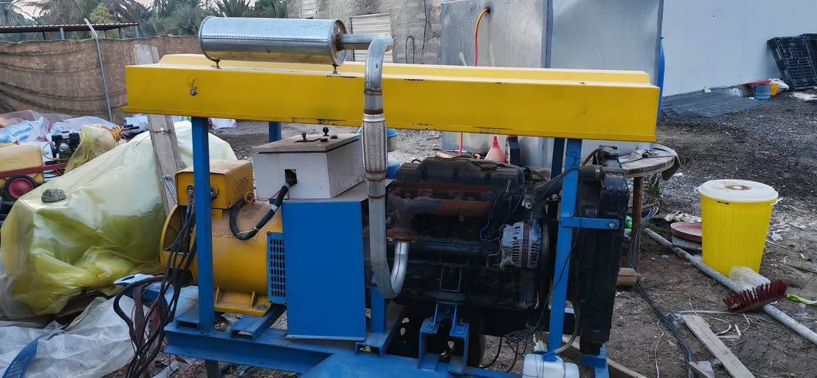 مولد كيا ٣٠ KV
3. فيز 
مكينة مجفته جديد مشتغلله ٢٠٠ ساعه فقط 
بيها برودكشن اطفاء وتشغيل ذاتي 
السعر ١٦ قفل مكانها محمودية 
***********
