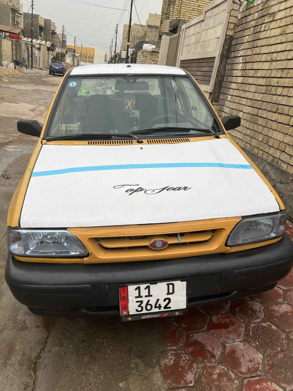 السلام عليكم سايبه موديل 2011 مصفره هيئة وغرامة صاعدة هزة كير جديد درايم شفتات جدد نوزلات بلكات جدد بوربونات جدد عينه وصينيه وفلاوين جدد كله ايساكو الاصلي سنويه بسمي تحويل ثاني يوم سياره ما متعوبه شغل وطلع كبل لشارع سعر ب23 وبيه مجال لشراي مكاني بغداد محموديه ***********
