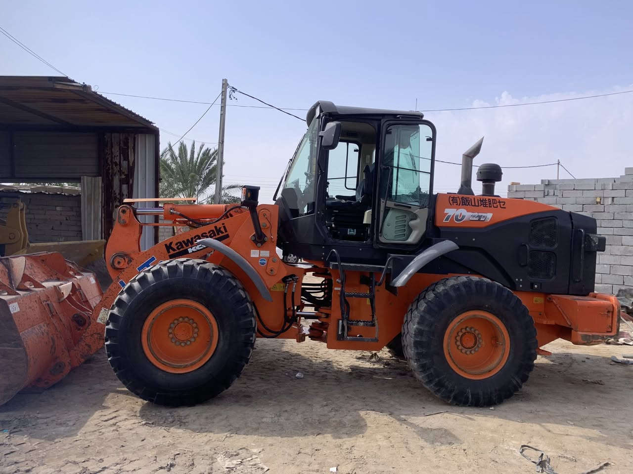 السلام عليكم
شفل Z7 للبيع موديل 2019  حجم 70 مكفول كفاله عامه من الصبغ والفتح جاهز للعمل وياه تاير سبير  مكان البصره قضاء المدينه لاستفسار 
***********
***********
