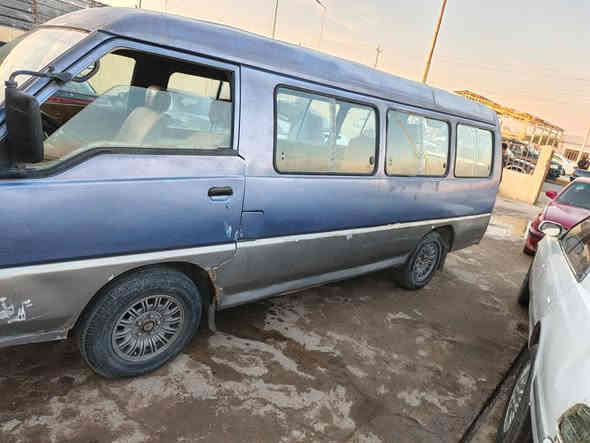 هوندا 1998 بغداد الماني..
سنوية لل2030.. 
14راكب مو 11
محرك وكير و اكسل و تايرات و صدر شرط 

قير متواجد على.. السعر 25 للتصال على الرقم ***********
