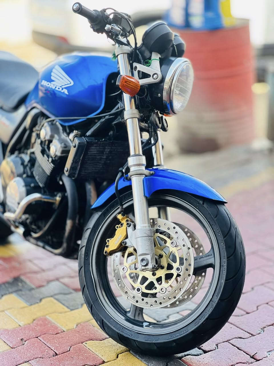 سيبي 4. هايبر سكيورتي.  عليها ادامه كامله.  صبغ جماليه
. سعر مناسب.  1900 وبيها مجال مكاني. ميسان. عماره 🏍️ ***********.
