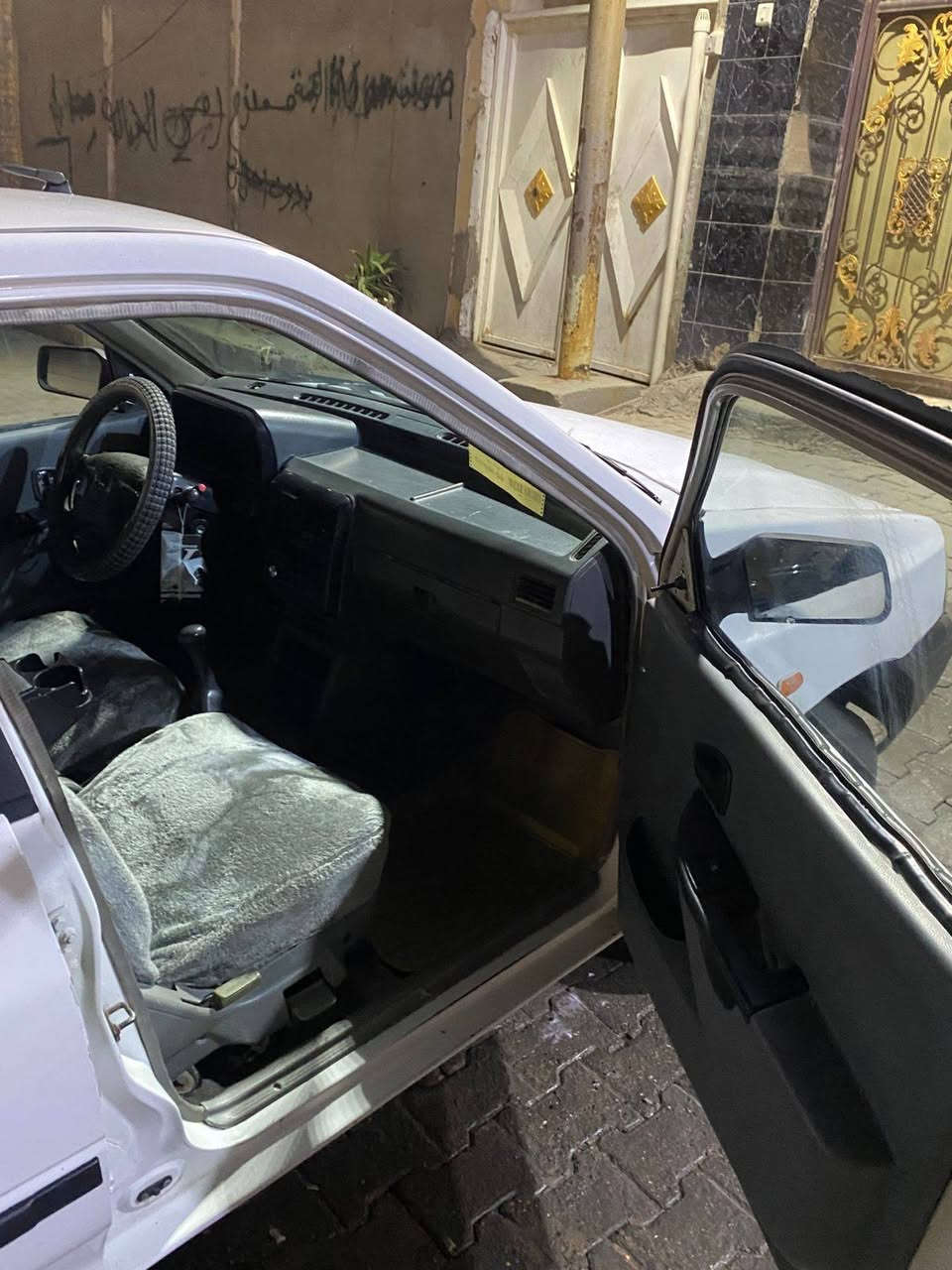 سايبا للبيع رقم نجف سنويه توها صاقطه عوزها بس تبريد مكينه وكير او حداديه جديده بيها جاملغ امامي امبدل فقط سعر 27 او بيها مجال للستفسال لتصال *********** مكانها نجف
