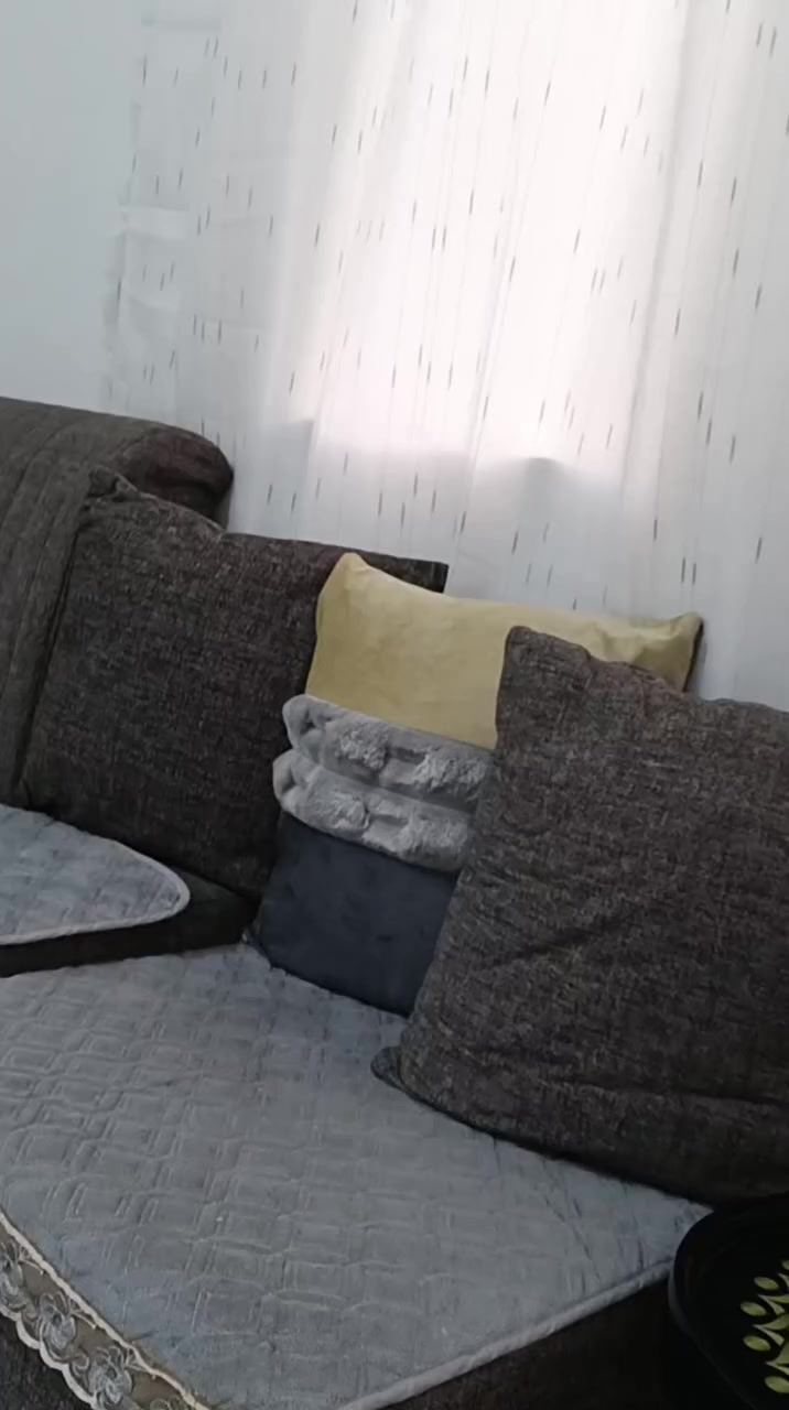 السلام عليكم كولنر للبيع جديد مسويته تفصال وداعت جهالي سوتيه ٢٧٥ جنت كاعده بمكان صغير وهسه انتقلت ٥ مقاعد قيم بما يرضي الله


**إذا كنت صاحب هذا الإعلان وتريد حذفه لأي سبب، رجاءا أرسل رسالة إلى الدعم الفني**