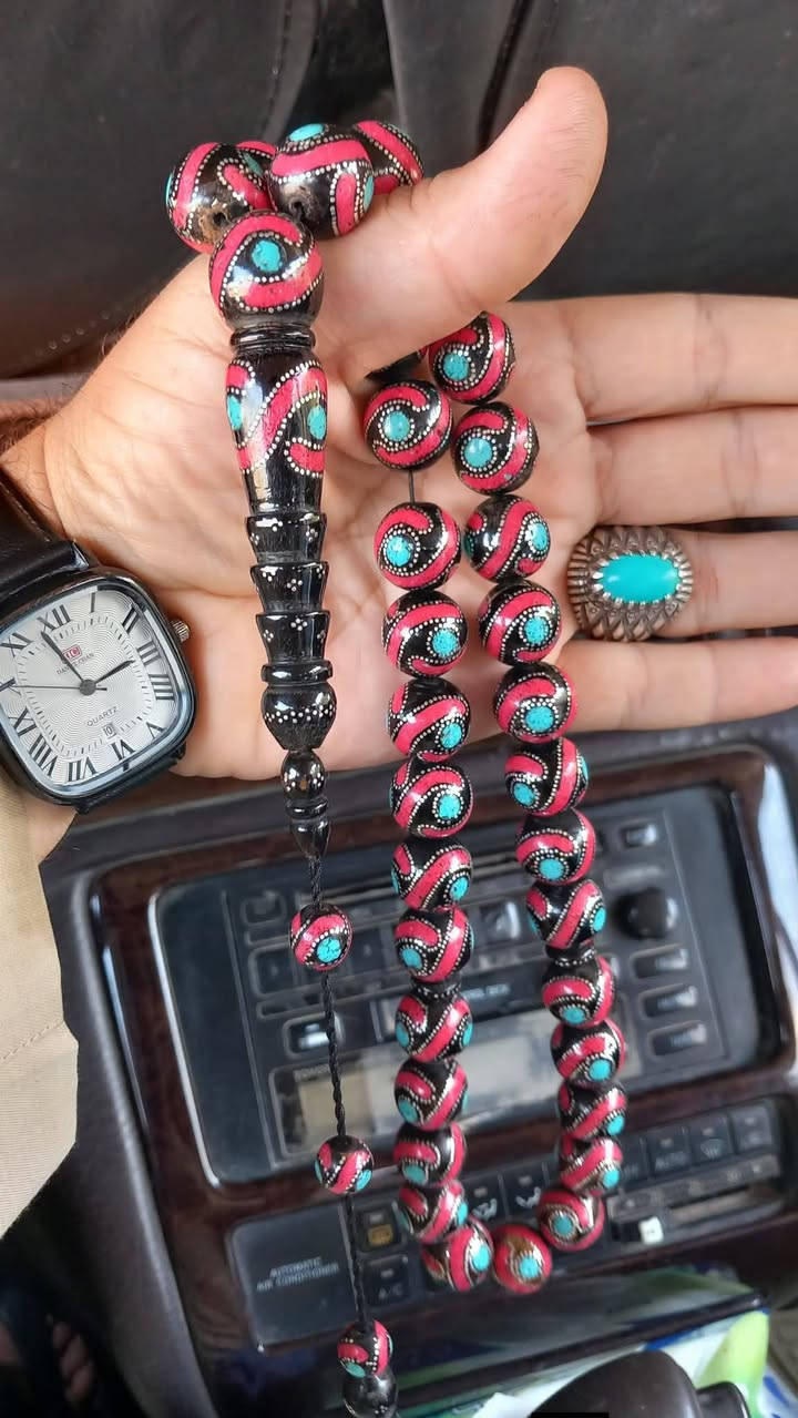 سلام عليكم
الى كل الاعضاء المحترمين يسر حجازي متوسط العمر تنزيل فظه او مرجان او فيروز شغل حرفيه ابداع طرزان الوزن نوادر  ١٣٠ غرام الحجم ١٦ على ١٦ مدعبل مسباح اجمل من الصوره نظافه فول نظام سستم تمليكه السعر عام اقل من السوك ٣٠٠ الف عراقي  للاستفسار موجود خاص اوالاتصال على الرقم ***********يوجد وتساب لعيون عشاق اليسر النوادر النوادر
