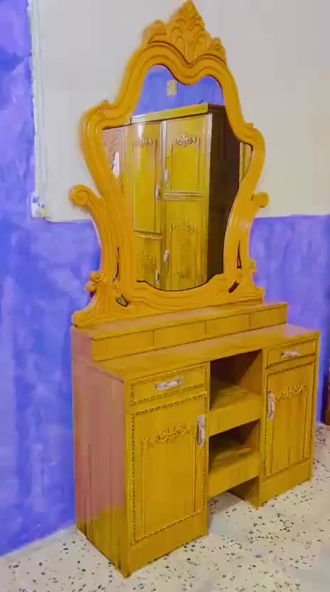 #غـــرفة_5_باب
الوجه صاج الداخل خشب القاعدة بلوك الضهر جرجوبة براغي 
السرير زان مصري 
الابعاد ::
السرير  150x200 سم 
الكنتور ارتفاع 230 سم وعرض 3متر


**إذا كنت صاحب هذا الإعلان وتريد حذفه لأي سبب، رجاءا أرسل رسالة إلى الدعم الفني**