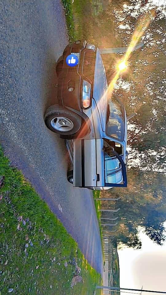 مستربوشي مونتيرو 
سلام عليكم اخوان هاي مونتيرو 2001 سياره بسمي سنويه و هزه و رقم جديد بيها كوبون بنزين دعاميه ل دعاميه ب شرط تبريد وتدفئه و كهربائيات و محرك وكير كلها بشرط مابي نقص برغي و بدون ضربه و بارد فقط مسوين صبغ عام جماليه يعني مابي معجون قطره سعر ٧٢ معامله ***********واتساب
سلاو هاوريان ئه م ئوتومبيله بو فروشتنه مستربوشي مونتيرو ٢٠٠١ سنوي و رقم و هزه ي نوييه و به ناوي خومه كيرو ومكينه و كهربائيات و وتدفئه و تبريد و دعامي بو دعامي به شرت ته نها سبوغ عام كراوه بو جواني ليدان و معجون ي نيه له هه موو گياني سه ياره يه كي بي مسروفه و هي ده ستي خومه نرخي 72 و معامله تكايه مشتري ني نامه منير
